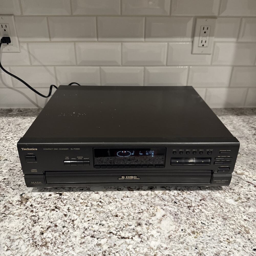 Technics SL-PD687 5 Disc Carousel CD Changer-No Remote-1995-Tested/Working